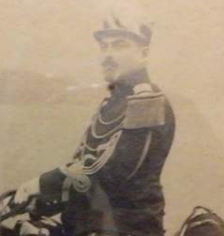 eduardo_recoba's tweet photo. #guerraconchile #caballería #kavallerie #cavaldry #history
6 Un viejo oficial e historiador me contó que el ejército del Perú decidió tras la guerra, usar el uniforme francés -muy similar al de la foto- y deseo pensar que fue en homenaje a don Luis y no por la misión francesa😊. https://t.co/kC7bEoM7JB