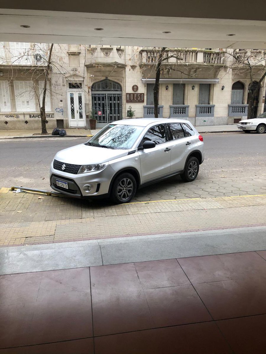 legoattt7's tweet photo. 🚨🚨🚨 ZONA DE BARILOCHE, ROBARON UNA CAMIONETA SUZUKI VITARA ALREDEDOR DE LAS 19hs POR FAVOR DIFUSIÓN 🚨🚨🚨🚨 PATENTE AD-170-CX https://t.co/NMp2O6IcL0