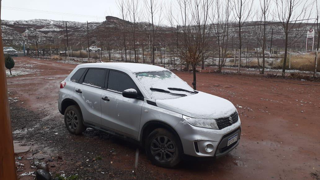 legoattt7's tweet photo. 🚨🚨🚨 ZONA DE BARILOCHE, ROBARON UNA CAMIONETA SUZUKI VITARA ALREDEDOR DE LAS 19hs POR FAVOR DIFUSIÓN 🚨🚨🚨🚨 PATENTE AD-170-CX https://t.co/NMp2O6IcL0
