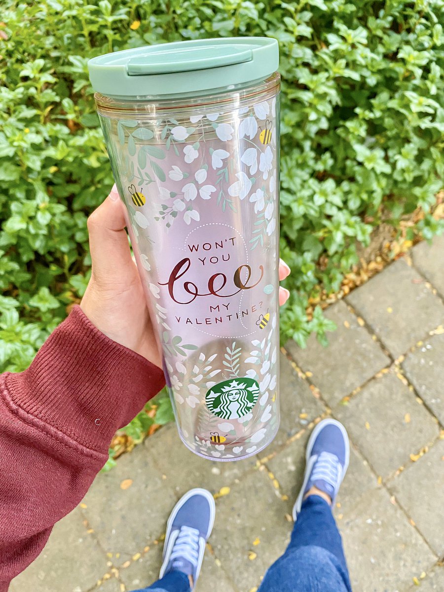 BeeLajara's tweet photo. Yay! 🐝 Thank you @Jefflovebee 🤍💛 @starbucksph https://t.co/6Ypy7ZremR