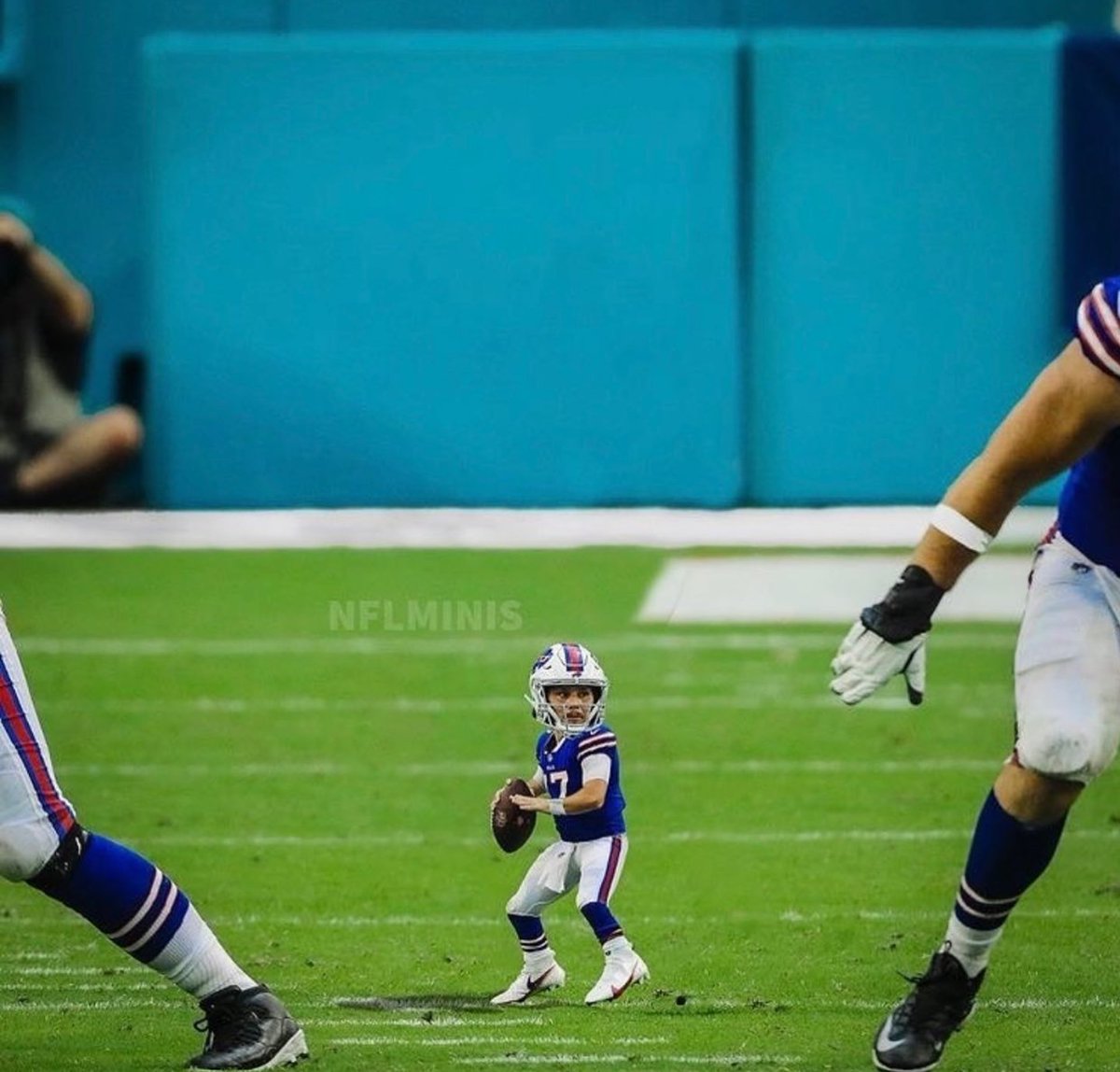 FredKilmartin80's tweet photo. Mini Josh Allen, ๐๐
Photo courtesy: Buffalo Bills
#NFLMini #BuffaloBills #BillsMafia https://t.co/m1567I3CET