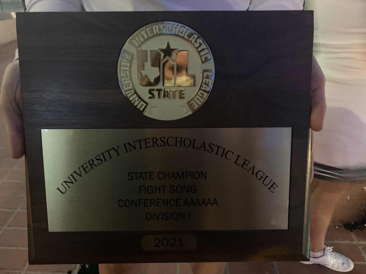 Reagan_Cheer1's tweet photo. REAGAN CHEER!  BEST IN CLASS - FIGHT SONG!  6A-D1 FINALS, TOP 10, and 4th in the STATE!!!! Congrats ladies!  You EARNED IT!  @NEISD @SAReaganFball @Rattlersports @RRHSSpiritTeams https://t.co/N9uD0DebHE