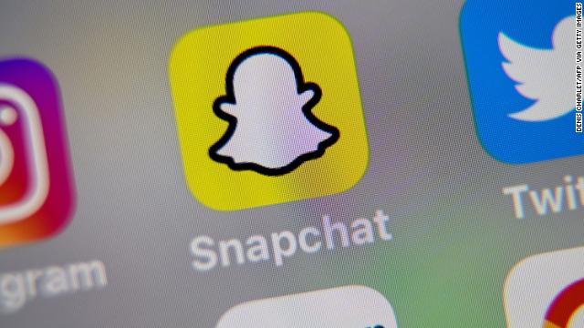 cnni's tweet photo. US President Trump has been permanently banned from Snapchat https://t.co/HsgWDZddjD https://t.co/5ZCgOCcOLn