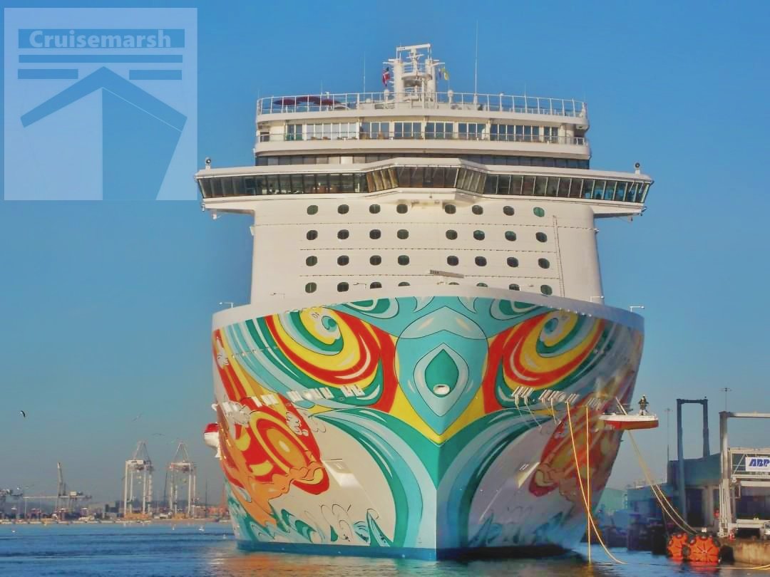 nauticallyspeak's tweet photo. #OnThisDay - 14th January 2014: @CruiseNorwegian then brand new #NorwegianGetaway makes her maiden call to Southampton. 

📸🛳️⚓

#NorewgianCruiseLine #NCL #FeelFree #NorwegianGetaway #BreakawayClass #MaidenCall #Southampton #HullArt  #BeCruiseHappyBeCruisemarsh #Cruisemarsh https://t.co/1SxldbfBNI
