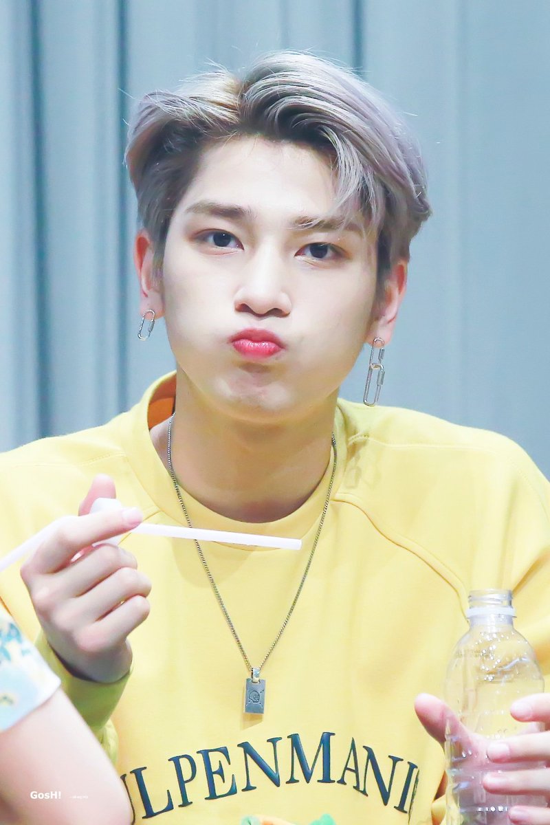 tinygyul's tweet image. he pout &amp;lt;3 #한결 #HANGYUL