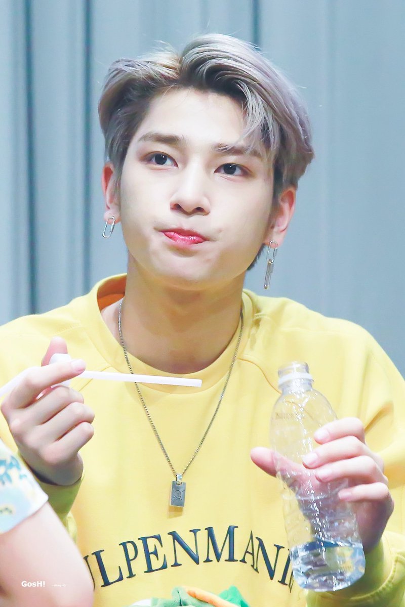 tinygyul's tweet image. he pout &amp;lt;3 #한결 #HANGYUL