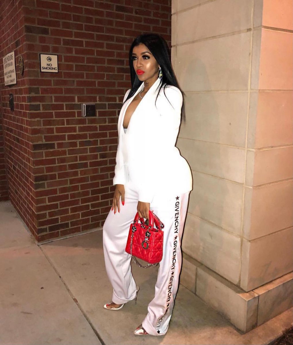 𝐅𝐔𝐍𝐇𝐎𝐔𝐒𝐄 | 𝐕𝐈𝐈 𝐏𝐋𝐀𝐓𝐄𝐃 tweet media