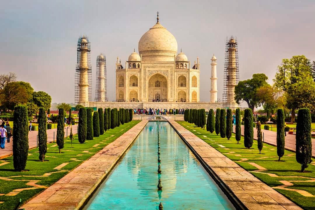 The exquisite marble structure in Agra, India. Taj Mahal is a mausoleum, an enduring monument to the love of a husband for his favorite wife. #tajmahal #india #agra #travel #incredibleindia #photography #love #tajmahalindia #delhi #tajmahalpalace #travelphotography #taj