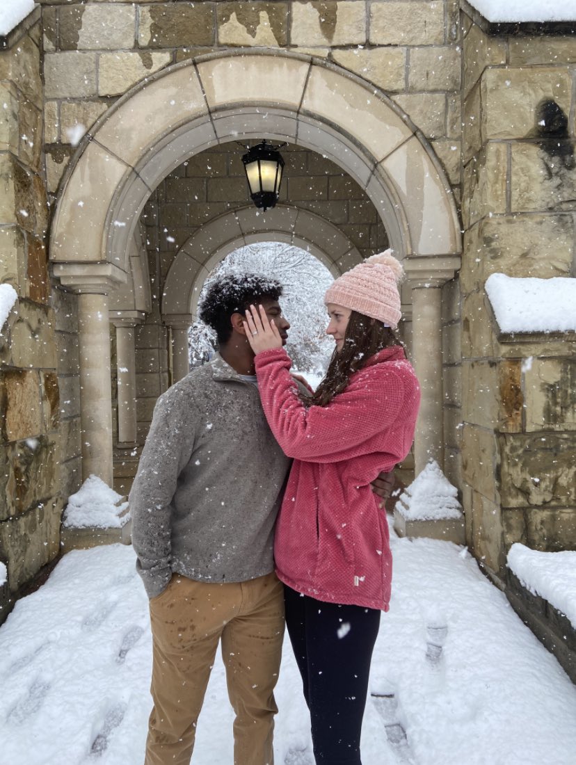 KelseyB_9's tweet photo. 2 years ago today you asked me to be your girlfriend, saying yes to that was the best decision I’ve ever made. Now I get to call you my fiancé 🥺 Happy 2 years babe ❤️ https://t.co/Chulz1IP56