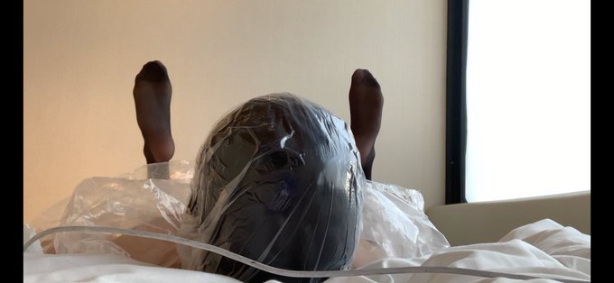 #breathplay #bdsm #plasticfetish #nylonsfetish #bagging https://t.co/LMFHAAzMAE<a href="/tag/breathplay"class="tags">#breathplay</a><a href="/tag/bdsm"class="tags">#bdsm</a><a href="/tag/plasticfetish"class="tags">#plasticfetish</a><a href="/tag/nylonsfetish"class="tags">#nylonsfetish</a><a href="/tag/bagging"class="tags"><span>#bagging</span></a>