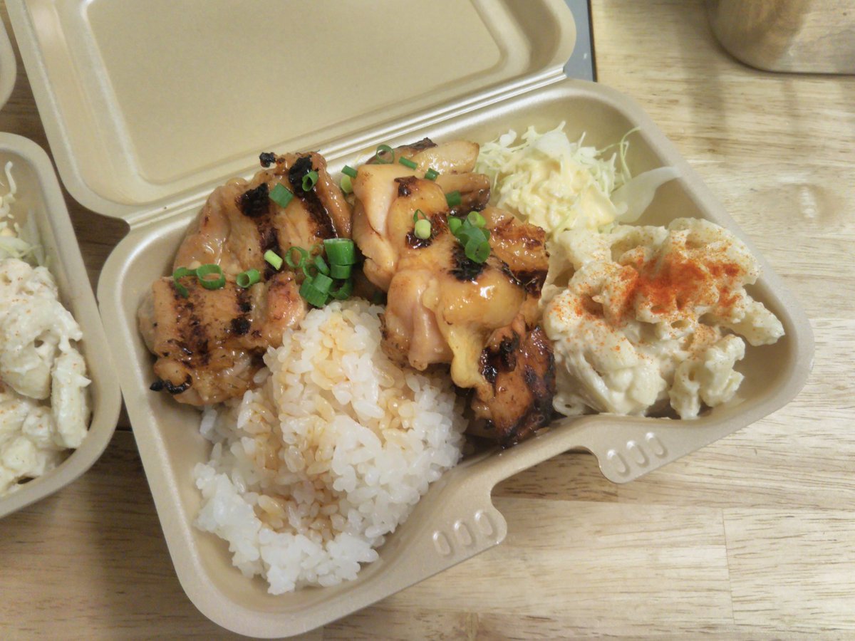 Navy Wagon Kitchen ネービーワゴンキッチン 本日14日木曜日も桜井市阿部にあるコインランドリー駐車場で夜出店しますよ ネービーワゴン Navywagon 桜井市 弁当 奈良 テイクアウト 桜井市テイクアウト 桜井市弁当 プレートランチ qプレート