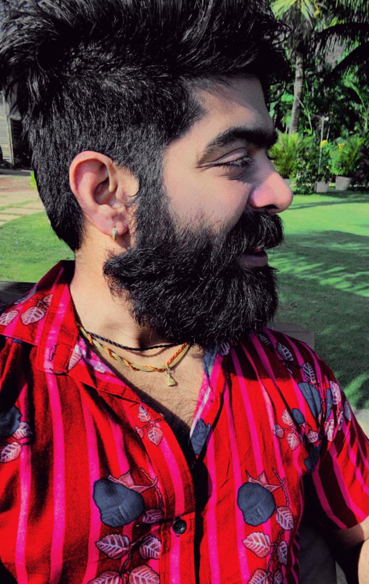 singerrevanth's tweet image. Hope the rising sun on makara Sankranthi fills your life with abundant joy and prosperity. Happy Makara Sankranthi to one and all #makarasankranthi2021