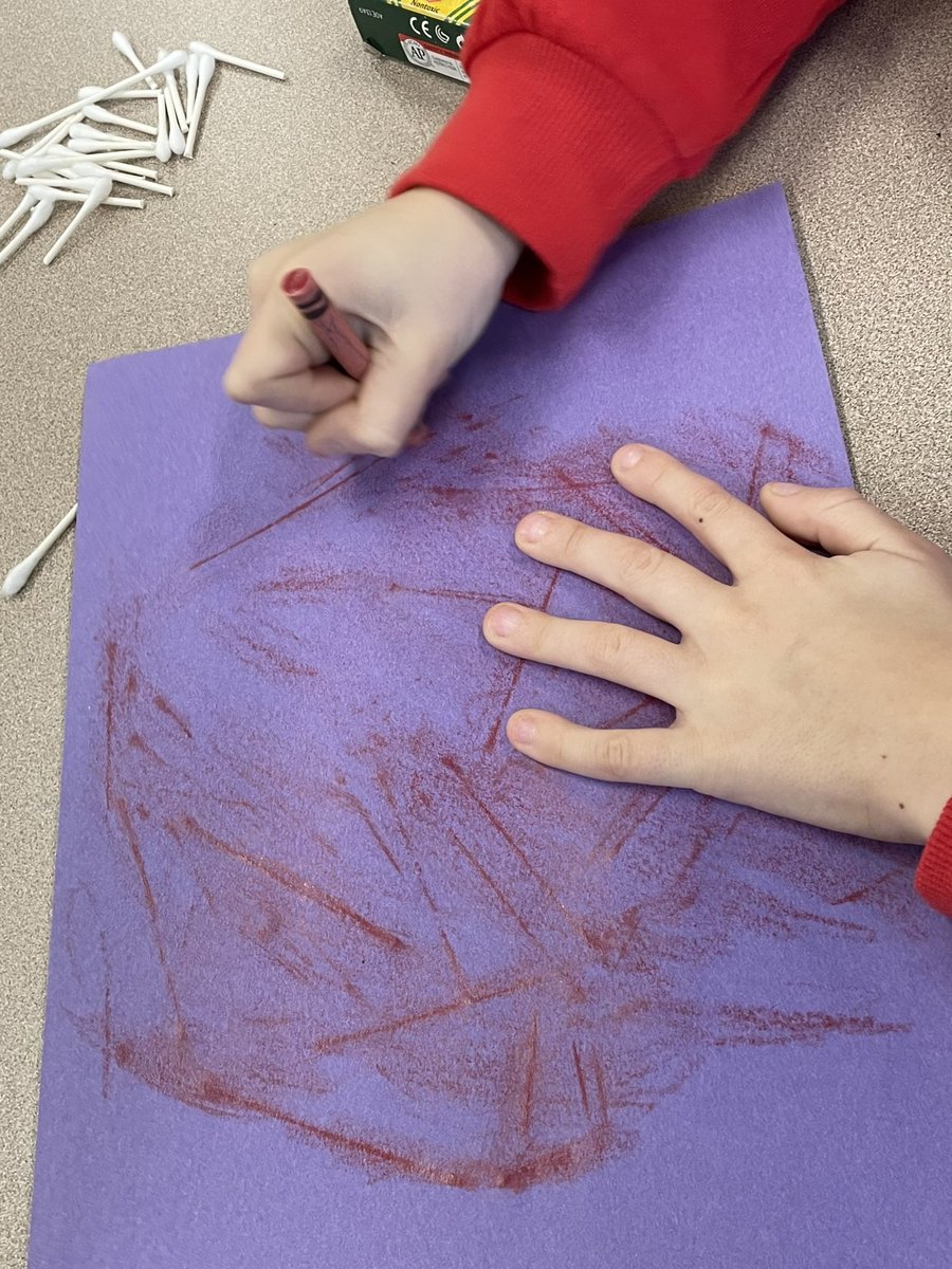 tarynhassler's tweet photo. I’ve learned a valuable lesson teaching #NCSHINE. If you give kids space to create, they always come up with something amazing. The project was to create a snowflake with swabs. He did, but as a Crayon rub. I love his creative thinking! @NTarboxNCE @NobleCrossing https://t.co/A6CB8q9yvH