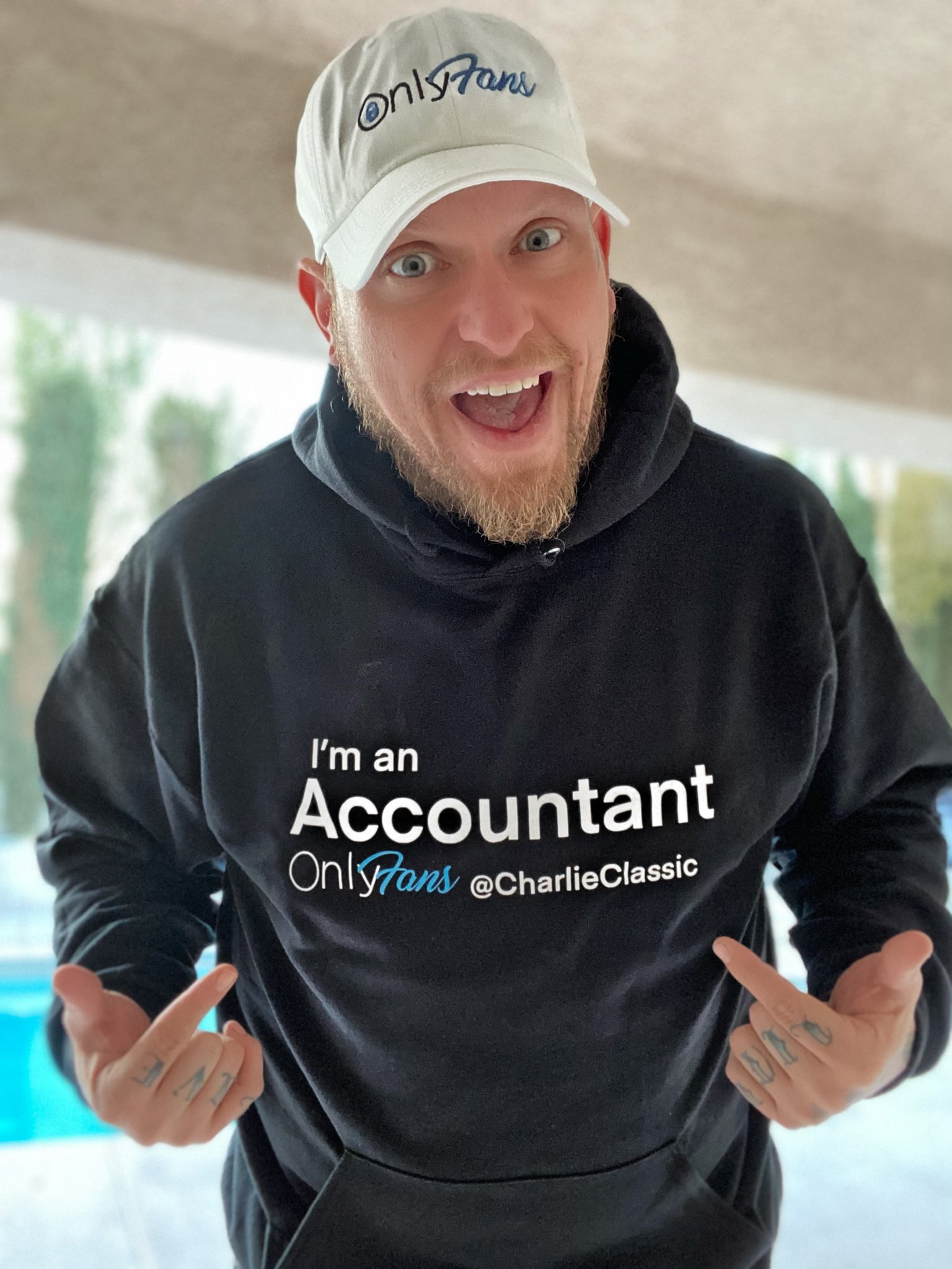 TW Pornstars - Charlie Classic. Twitter. 😂🤣. 1:49 AM - 14 Jan 2021