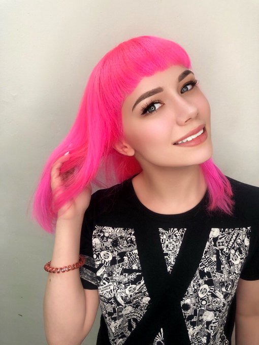 New pink look💕 https://t.co/YyITQZPTUz<a href="/tag/girls"class="tags"><span>#girls</span></a><a href="/tag/newpost"class="tags"><span>#newpost</span></a><a href="/tag/onlyfans"class="tags"><span>#onlyfans</span></a><a href="/tag/kiraroller"class="tags"><span>#kiraroller</span></a>