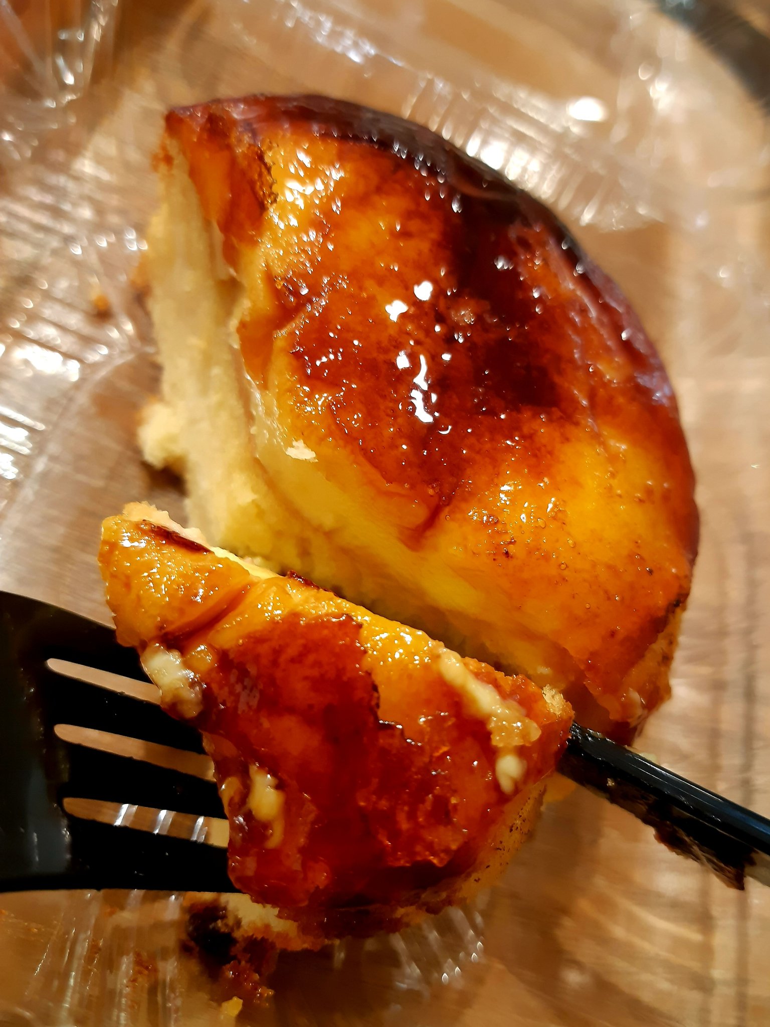 すたにゃん このパン おすすめです クックハウス 大阪に数店舗あり さんの ブリュレパンケーキ が絶品 カリカリ ブリュレと ふわふわ パンケーキの間に とろとろ クリームでもうメロメロ ナイフとフォークで 超幸せ
