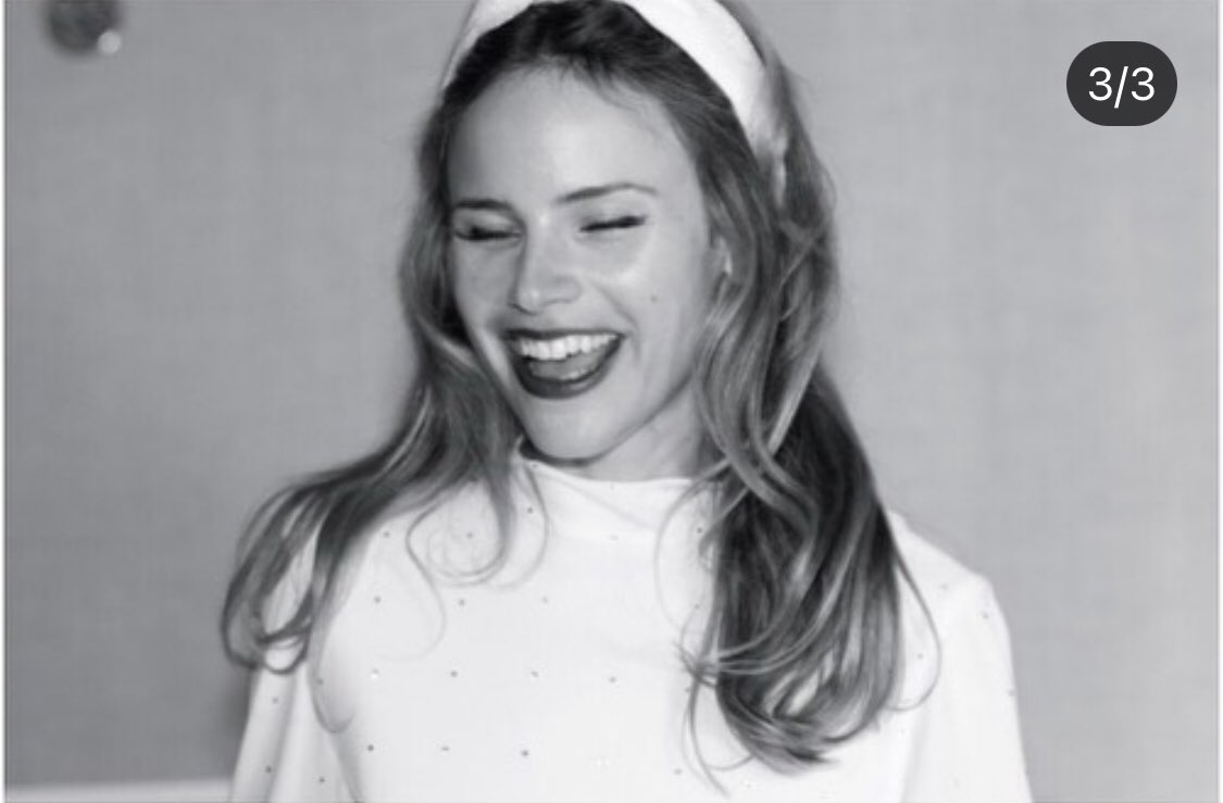 RikkiWilde's tweet photo. (1/3) PROD SON CAST: #HalstonSage
HS was featured in #baremagazine. In addition to posing for the attached photos, she talks abt similarities btw Ainsleyβs & her personalities, her dynamics w/the other #ProdigalSon actors & living bicoastally.
Link: https://t.co/Eg5C8KwUu2 https://t.co/jGh4EpYq90