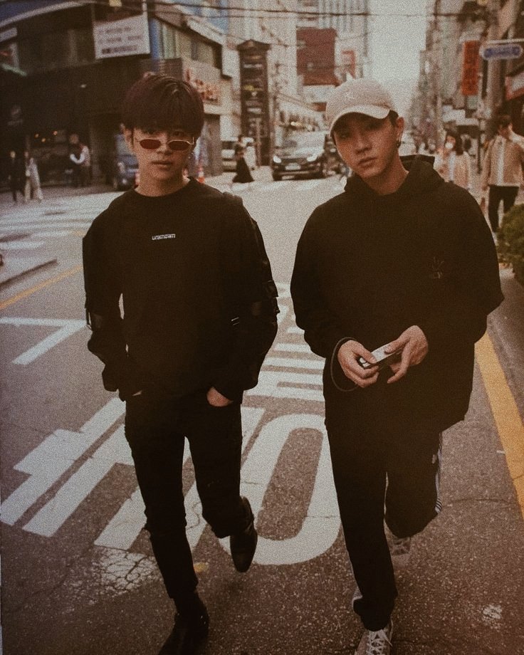 _itsabcdj199x's tweet photo. VSCO Presets :
#คนของแปลน
#PlanRathavit
#KDPPE
#PerthTanapon
#MyDoubleP
📸 : Thx pic 🙏 https://t.co/MFtGgLyKTr