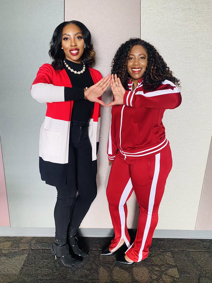 LBilboErvin's tweet photo. Happy Founders Day Sorors!!! #SPR96 #LambdaRho #OhToBeADeltaGirl #Trendsetter #DSTDNA https://t.co/IhJRA6NIlp