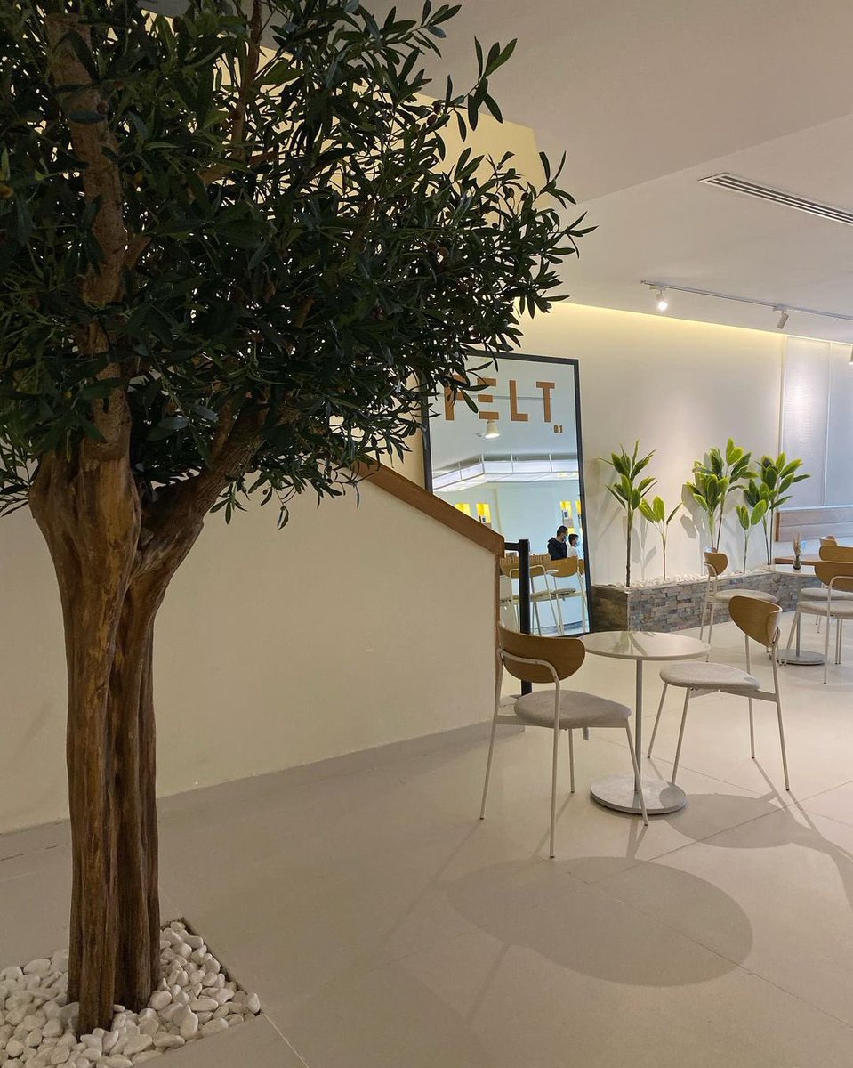 locationn20's tweet photo. FELT | فيلت

قهوة مختصه بطابع بوهيمي✨
يقدمون تشكيله متنوعه من الحلويات😋
مكانك الأنسب للدراسة او العمل🧑🏻‍💻

📍الرياض https://t.co/37V1vlu0Wj