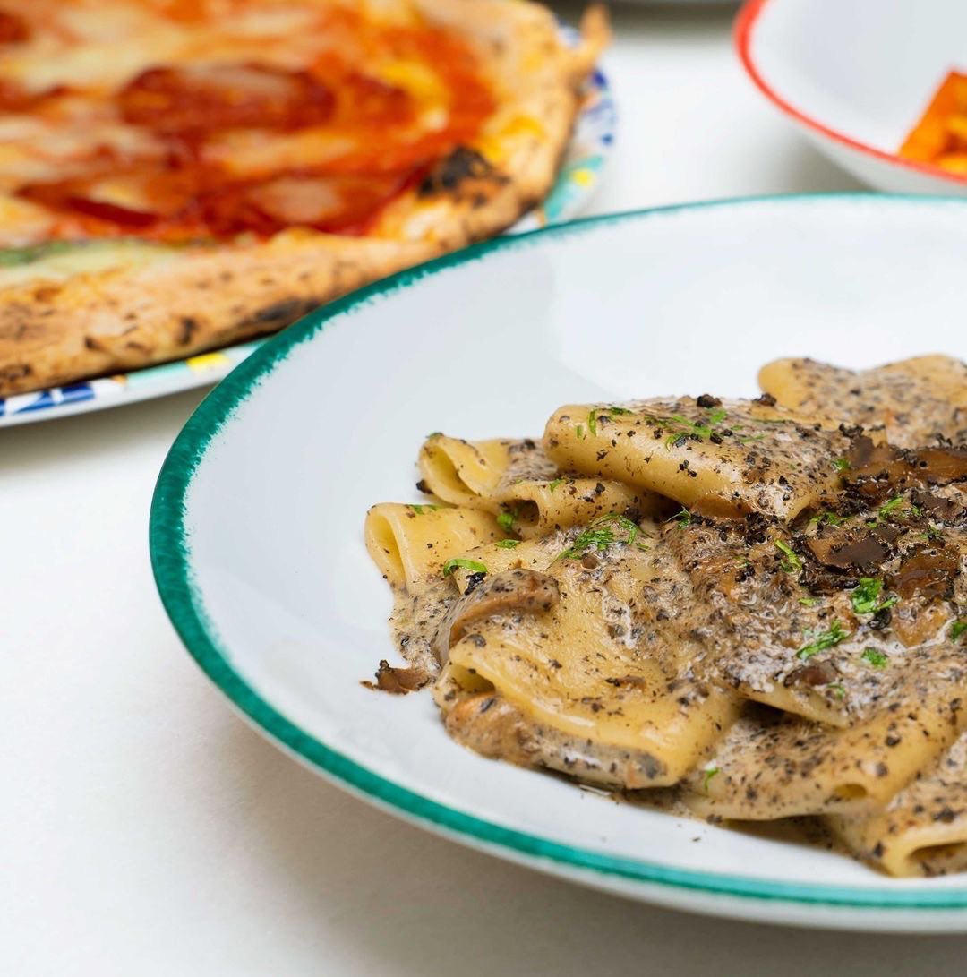 locationn20's tweet photo. L’Antica pizzeria da Michele  | بيتزاريا دي ميكيليه  
 
من ناپولي ايطاليا الى الرياض🇮🇹

مطعم عالمي مختصص في تقديم البيتزا الايطاليه على أصولها🍕

📍الرياض- الخبر https://t.co/tWm0pjxRF3