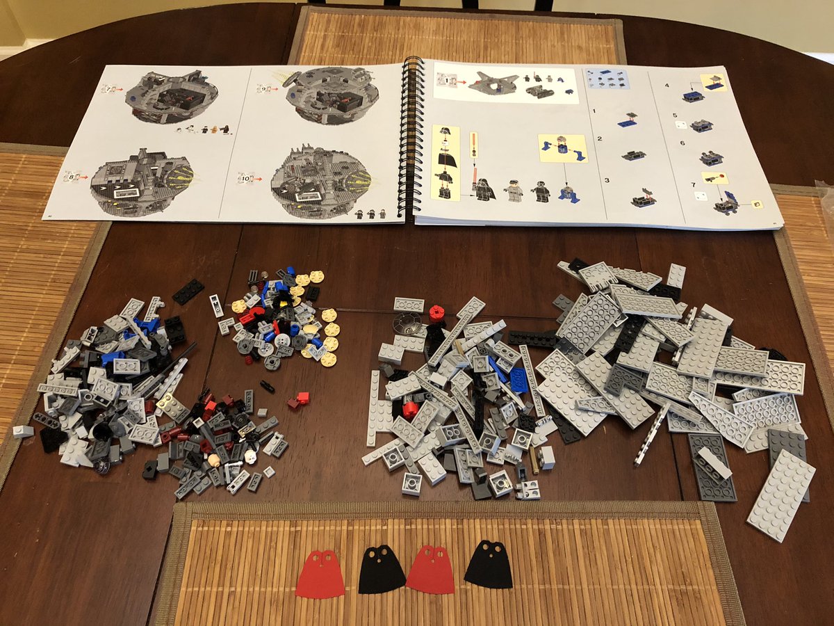 The first section is the bottom floor of the Death Star - and of course starts with some figurines. Death Vader, an officer, a Death Star droid, and an imperial astromech.  #LEGO  