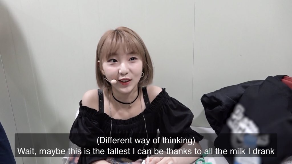 PLS SHES SO EFFORTLESSLY FUNNY