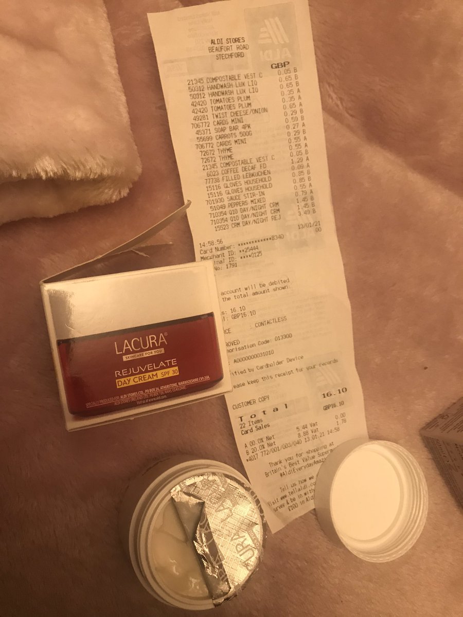 Aishy786's tweet photo. @AldiUK absolutely mortified brought a new cream 13/01/21 only to open at home to find out it’s been opened and used. Sadly was the last on the shelf. Asked for discount at till thinking only package broken. Staff should check broken packaging.#nothappyAldi https://t.co/qdnUGzHdKb