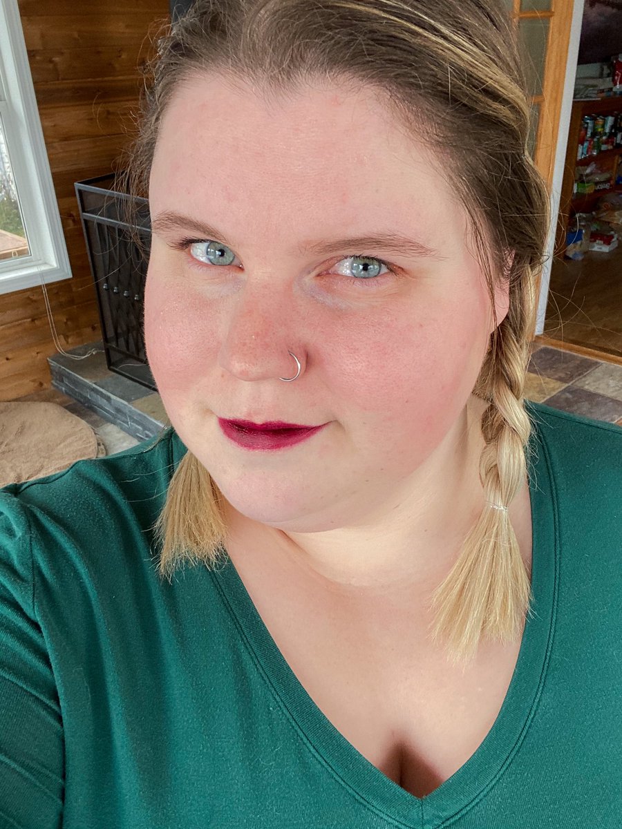 DrunkNoobGirl's tweet photo. I’m bi bitches. Anyone surprised? Haven’t we been over this? Ok moving on... #BiVisibility #BisexualStreamer https://t.co/V5Ma2PQLuf