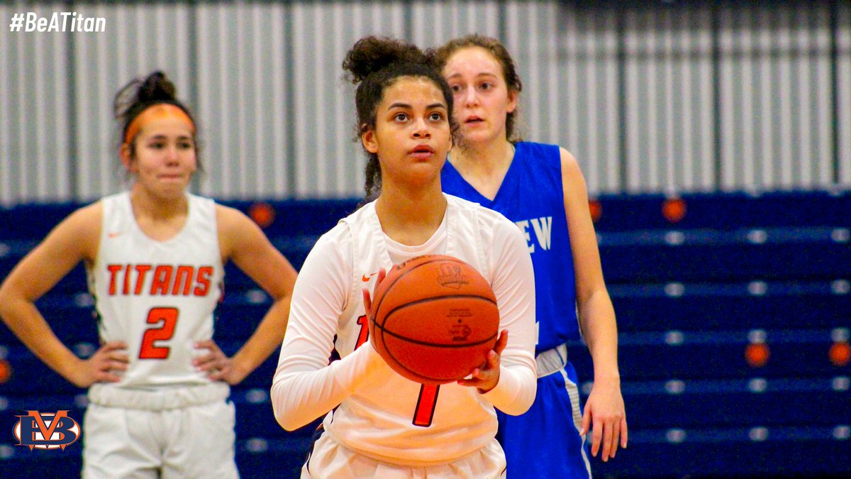 AthleticsBMHS's tweet photo. ⚡️🏀 Bycznski and the Titans Blitz Midview 58-38

Full recap ➡️ https://t.co/LbD9ougrwm

#BeATitan https://t.co/GQcTVW4OC0