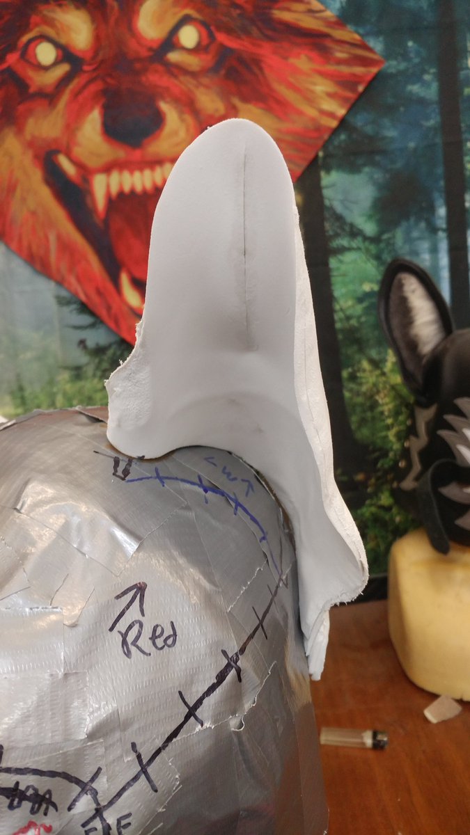 fancybeastsuits's tweet photo. I sculpted a pair of ears using a new technique, super happy with how these came out! #WIPWednesday #fursuit https://t.co/8xy1MGfnsr