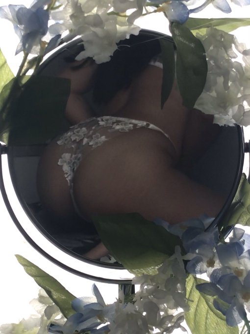 the face                        the azz https://t.co/OL0fuTJ76m<a href="/tag/merrychristmas"class="tags"><span>#merrychristmas</span></a><a href="/tag/onlyfans"class="tags"><span>#onlyfans</span></a>