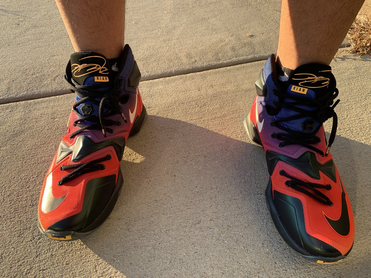 TPettyford's tweet photo. (Day 44) 2014 and 2015 Releases. Lebron 11 ‘Kings Crown’ and Lebron 13 ’Doernbecher’ @kingjames #lebronjames #lebron #nike #lebron11 #lebron11s #lebron11kingscrown #lebron13s #lebron13 #lebron13doernbecher #kingscrown #doernbecher #heat #45daysofbrons #bricks #kicksonfire #kicks https://t.co/R2XIJsfwjc