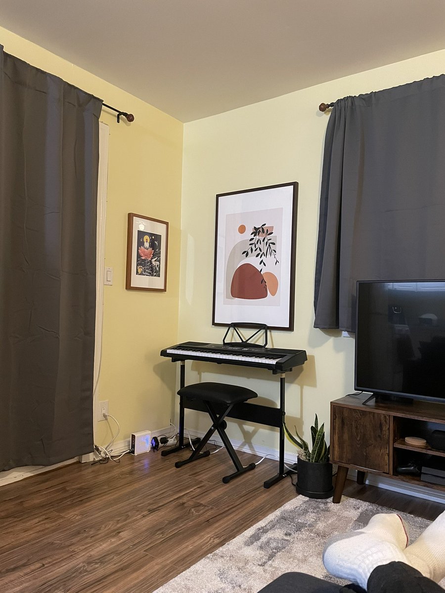 CaucasianJames's tweet image. i bet beethoven wishes he was here rn