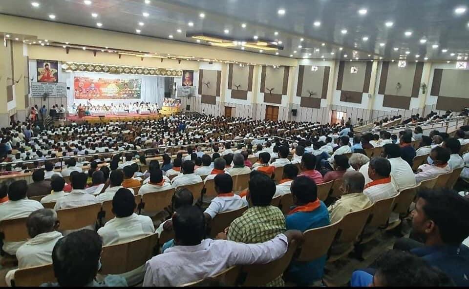 naveenkottige's tweet image. JanaSevaka Samavesha organised by @BJP4Karnataka @nalinkateel was successful in sending message to all newly elected GP members to serve with honesty &amp;amp; implement Anthyodaya schemes by @PMOIndia fulfilling dreams of Sh @narendramodi ji  for Grama Swarajya &amp;amp; Athmanirbara Bharatha