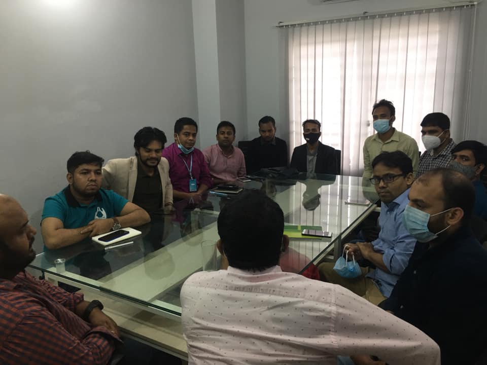 SJpapabear's tweet photo. Building assets: A successful session on #videoreporting for Text reporters with esteemed colleagues in Chittagong metro.
Let me know if you are interested to arrange a session like this at your district/city.
You can book a session at https://t.co/YoKEVUDycb #JournalismMatters https://t.co/AB7HshCp7s
