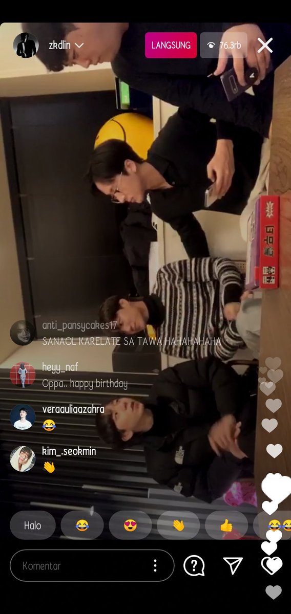 AfdelinaNining's tweet photo. #HappyKAIDay
Selamat Ulangtahun Sayangku
#ArtistKaiDay Kim Jongin #KAI Kim Kai Nini #JanuaryKAISOOday #WeAreOne @weareoneEXO https://t.co/ycferz9iD7