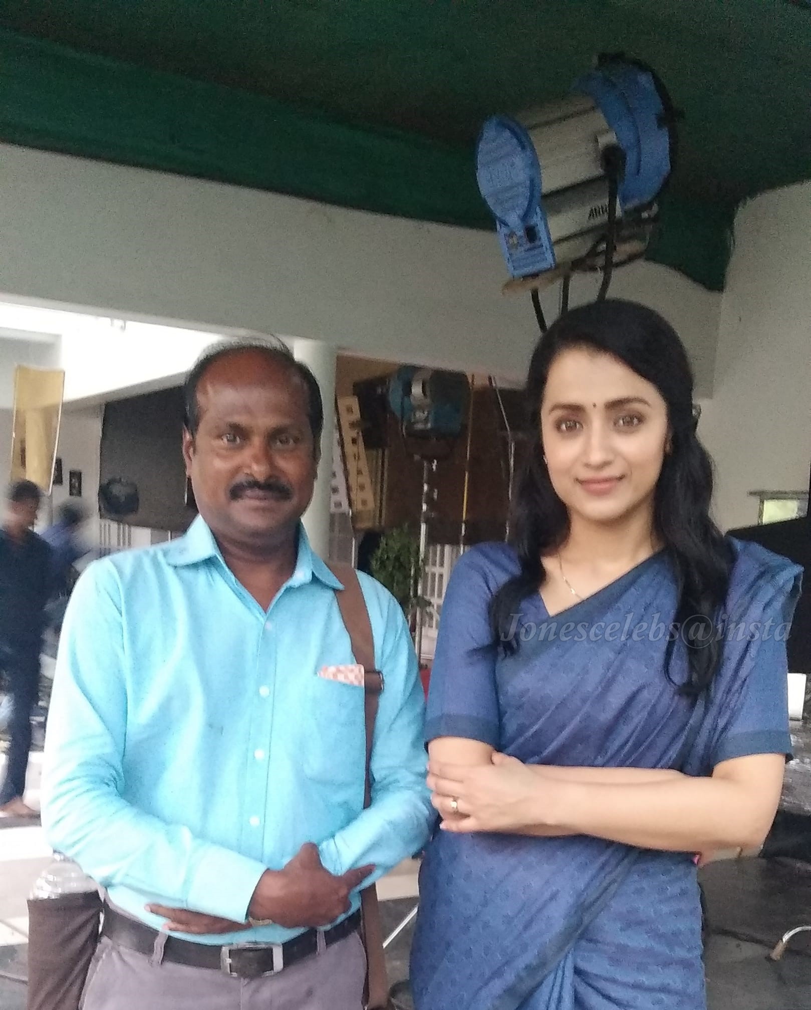 ErqyXXHVgAAHf3L?format=jpg&name=large