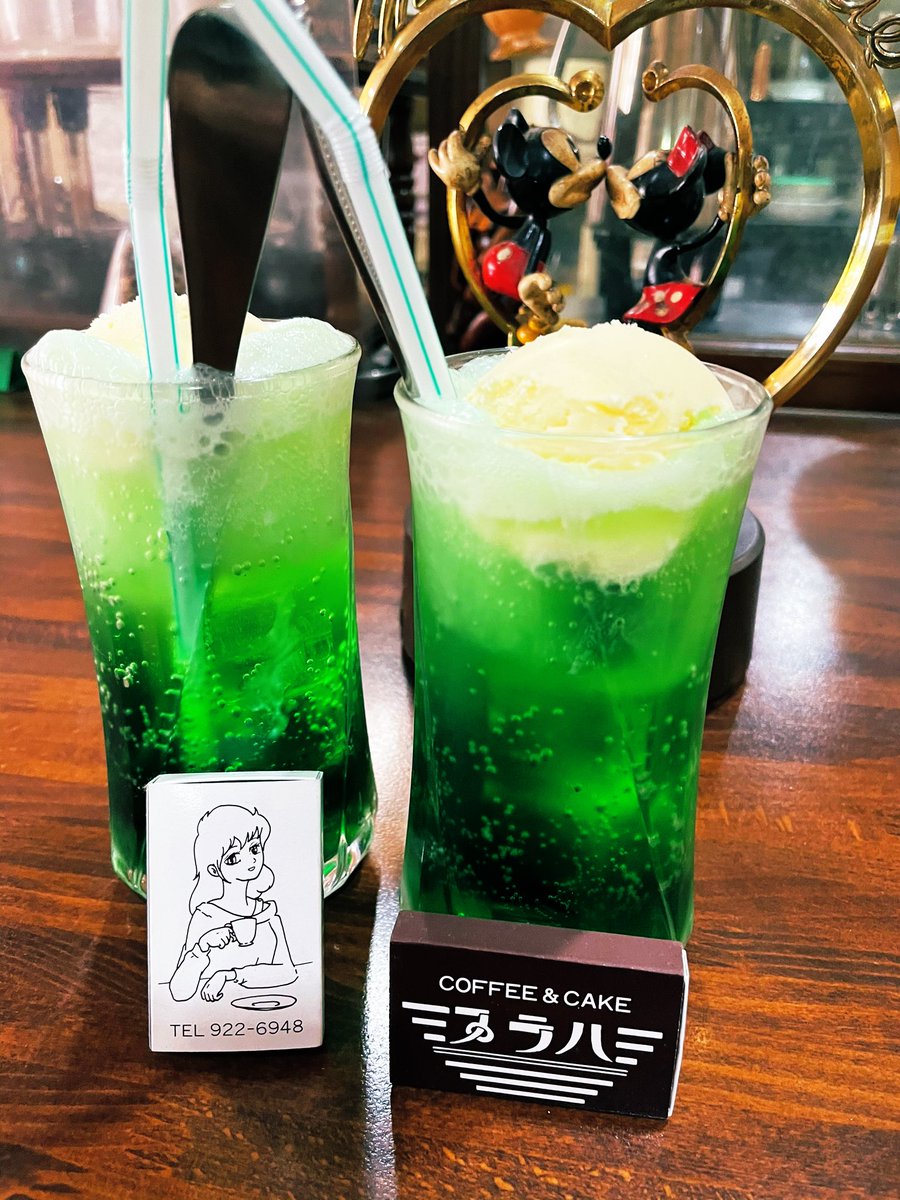 Charlie 喫茶プラハ マッチがマスター手書きのイラストでとても可愛い 火をかけっぱなしなのに常連さんと話したり発注かけてたり忙しそうだった赤い制服チョッキのマスターが素敵でした