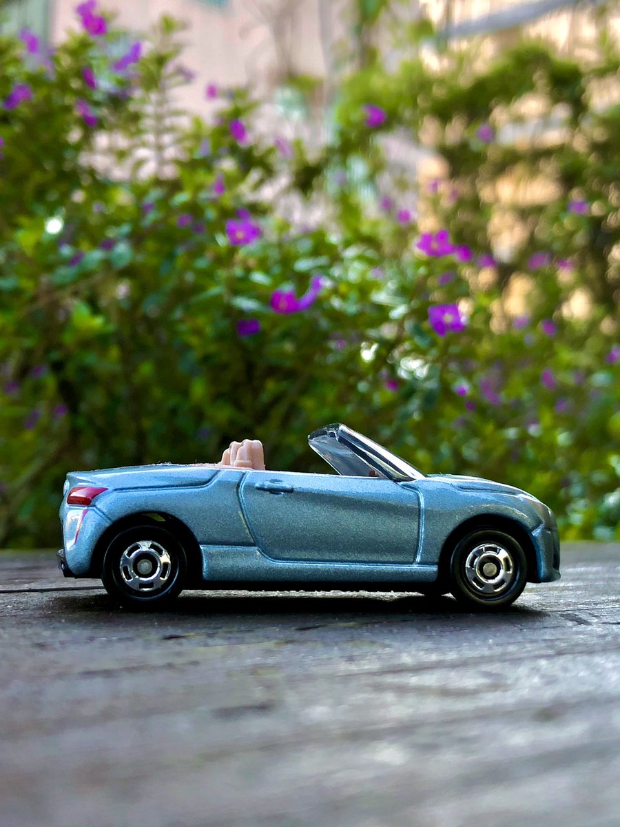 MiniTomica's tweet photo. 思考要不要改變
Tomica 052 Daihatsu Copen

#Tomica #052 #Daihatsu #Copen
#多美小汽車 #52號 #大發 #Copen
#台灣 #taiwan #トミカ
#2015年4月 #模型車攝影 https://t.co/4ftCvxmjzI