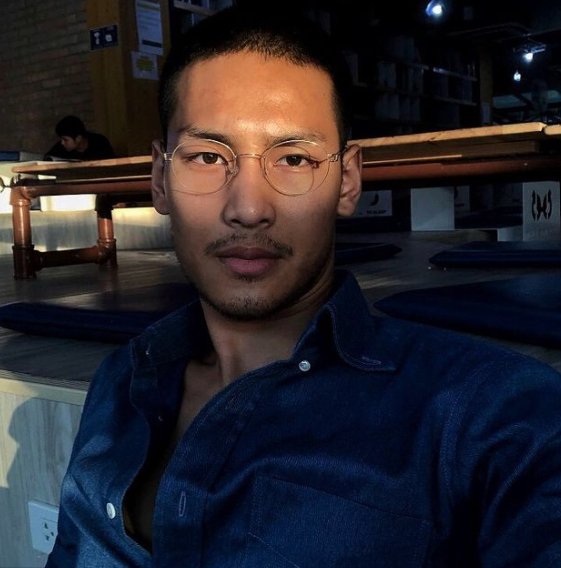 ---------------------Mood Booster-----------------------            • A Thread•