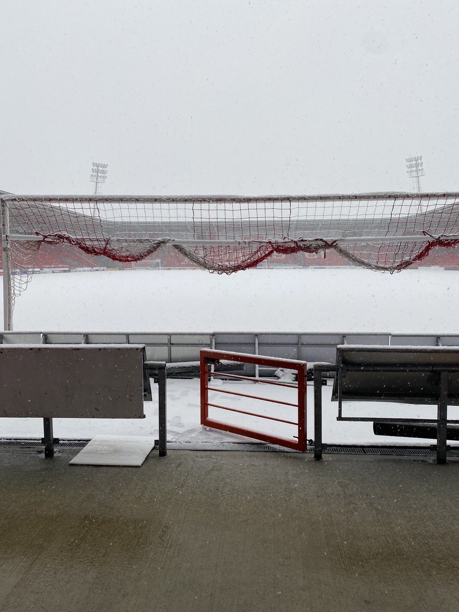 Tony Mee tweet media