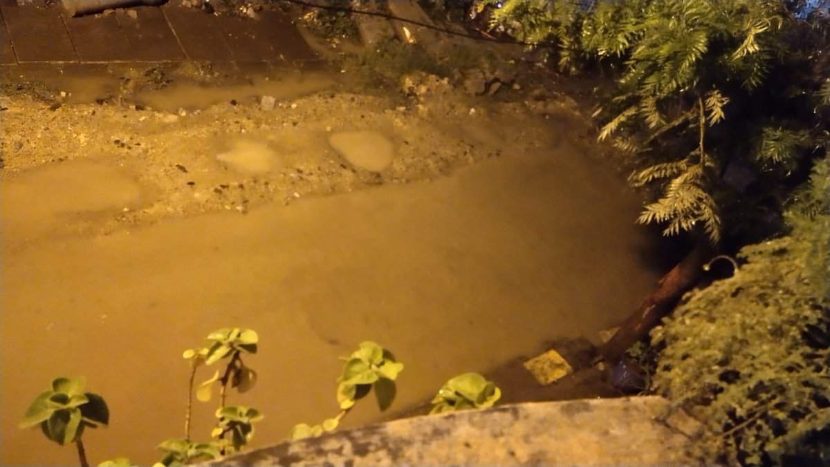 avinashbhurani's tweet photo. @PCMohanMP @elonmusk @Tesla Good morning sir..😀
Your elected area sir..we voted for this Saar?
Old airport compound wall road Saa r..1.5 years Saar all requests fallen to deaf ears Saar..please do the needful Saar 🙏🙏

@NEWS9TWEETS @BBMPCOMM @mashishreddy @ https://t.co/Bh6GTt8cEn