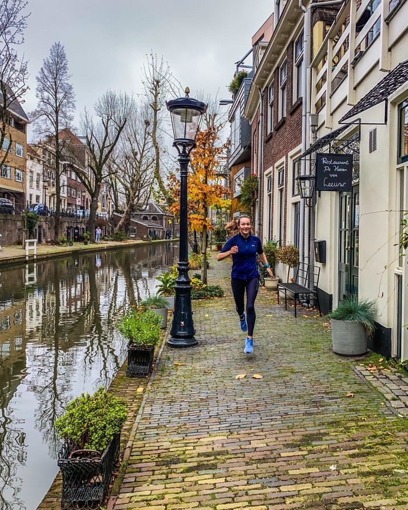 Ben jij ook iemand die graag de #natuur in gaat voor een wandeling of rondje hardlopen en wat frisse lucht? Vooral in de weekenden raken sommige #natuurgebieden vol met wandelaars en hardlopers. Zet eens een route uit met eRoutes, gewoon vanaf je voordeur 🏠