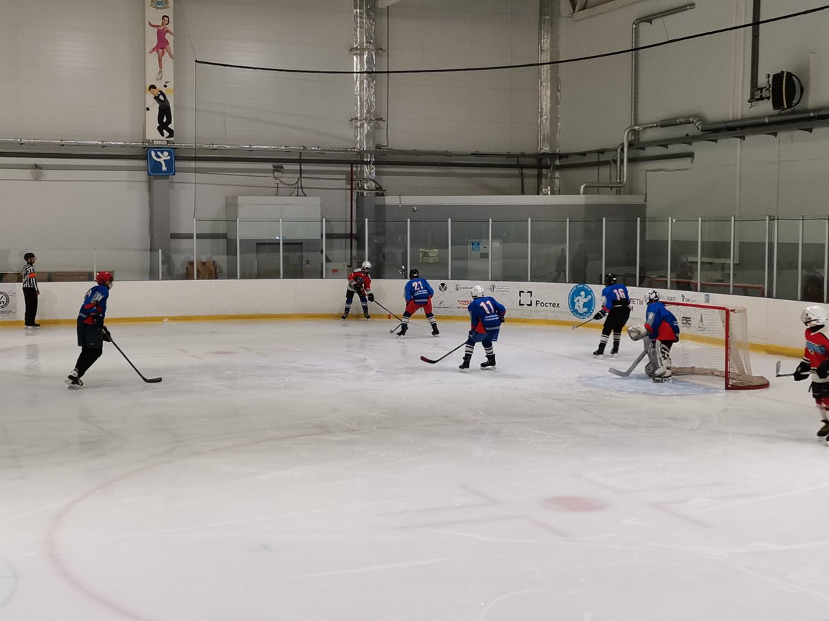 II этап регионального этапа Всероссийских соревнований юных хоккеистов "Золотая шайба" имени А.В.Тарасова в Самарской области в 2021 году.

КОМАНДЫ ЮНОШЕЙ: (2006-2007 г.р.):
Волжский - Борский 17:0
Волжский - Богатовский 4:1
С победой и с выходом в полуфинал!