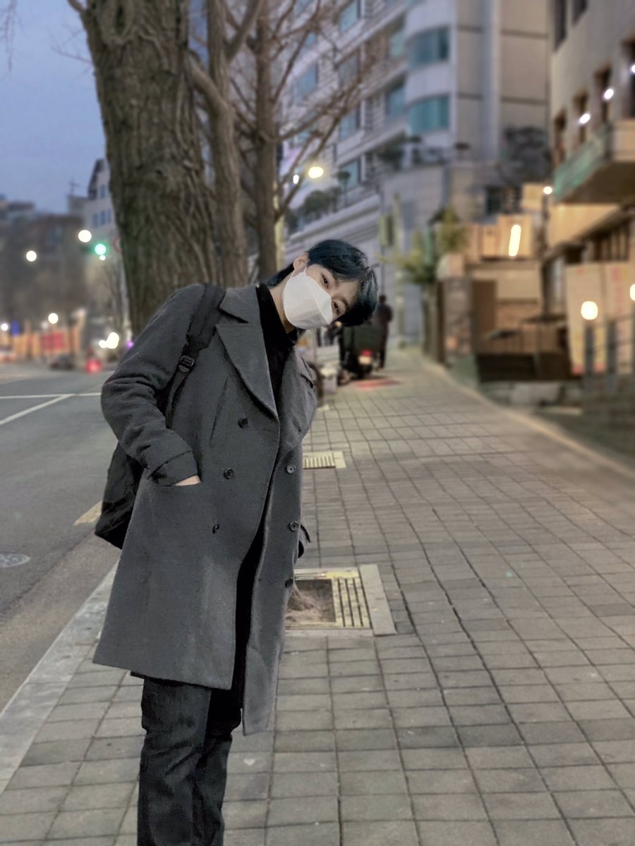 veniceaudreyyy's tweet photo. [DAY 6] — Share your favorite picture of Hanbin! 

So far, I'm loving this photo of him. I'm into watching kdrama, and this really gives me a kdrama actor vibes. 🥺

#HanbinCapture #MakeAWishWithHanbin #HANBIN_BELIFT  @HANBIN_twt_ https://t.co/4l6CMUmhwi