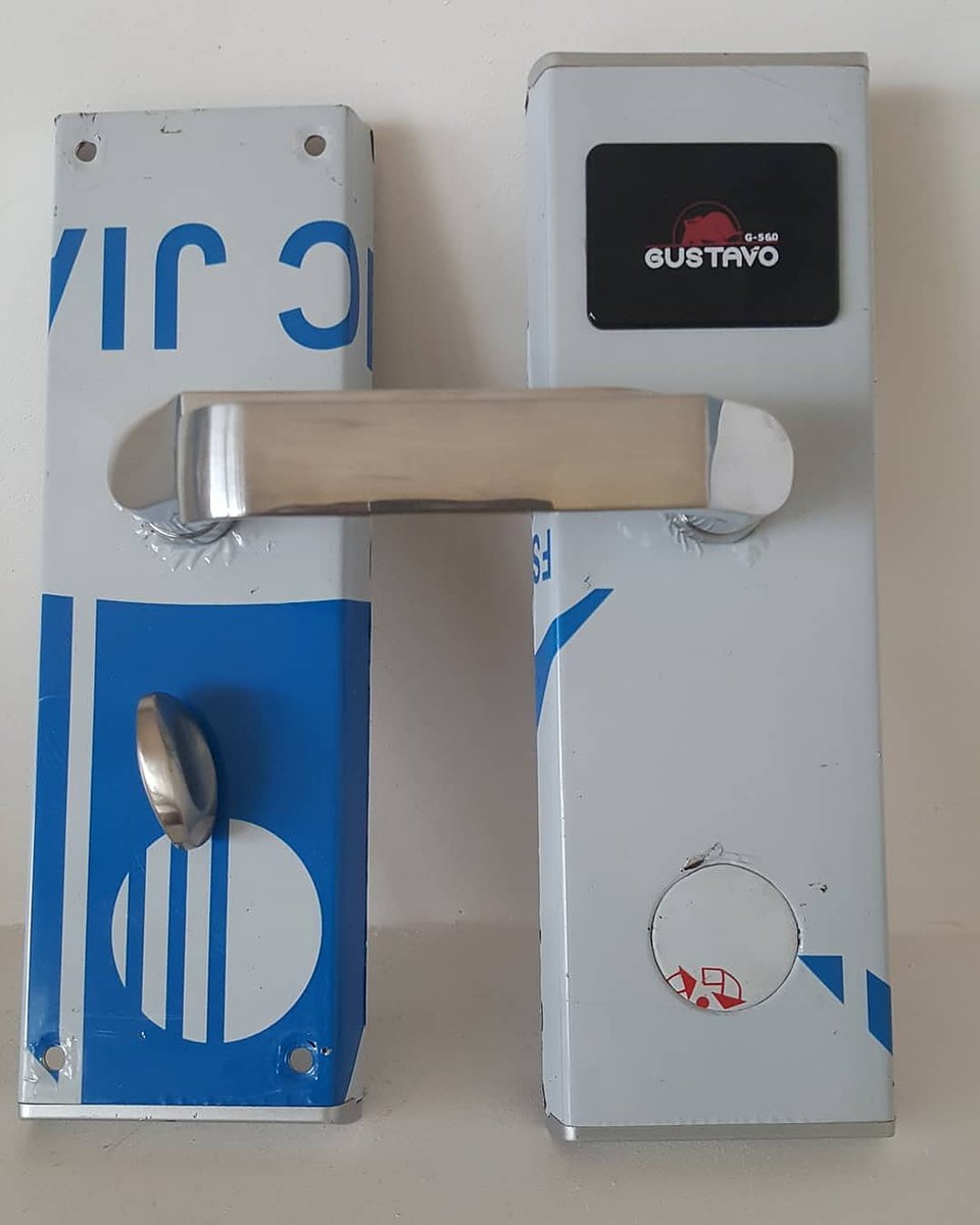 teratech_tz's tweet photo. Electronic Hotel Locks 
 ♦️Uses  electronic Cards for checkin/Checkingout
♦️It requires no cables to operate
♦️It has Management software to record checkin/checkout activities for every Hotel Door
♦️Helps for easily collection of Revenue
♦️Generates  different User Reports https://t.co/juKac6yCk6