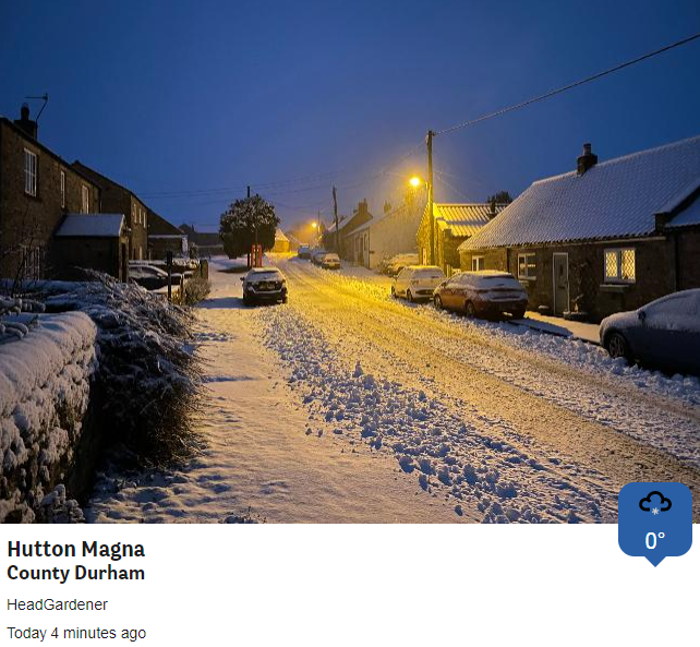 Abbiedew's tweet photo. A real wintry mix of rain, sleet and snow this morning 🌨🌧❄

Send your pictures in of conditions where you are to help us get a feel for things on the ground this morning... https://t.co/KEhdT7x03O