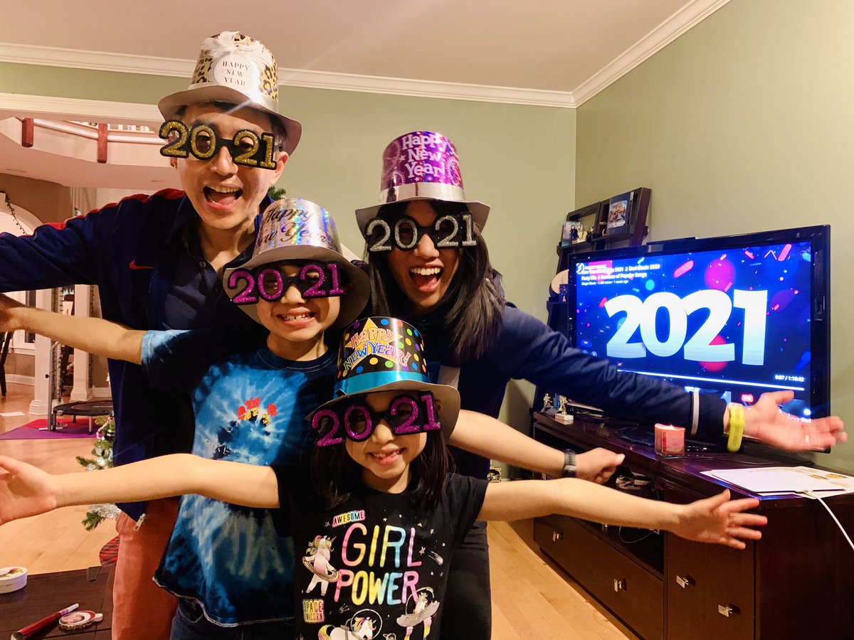 We're thrilled about 2021 and the chance to share more about Erin's candidacy for the 220 Barrington Board of Education!