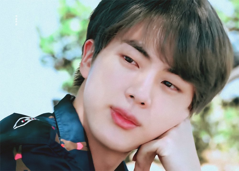 seokjin’s doll face - a thread